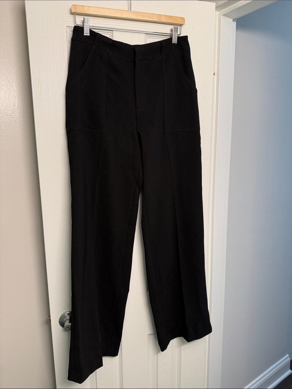 Aqua Women’s Black Dress Pants